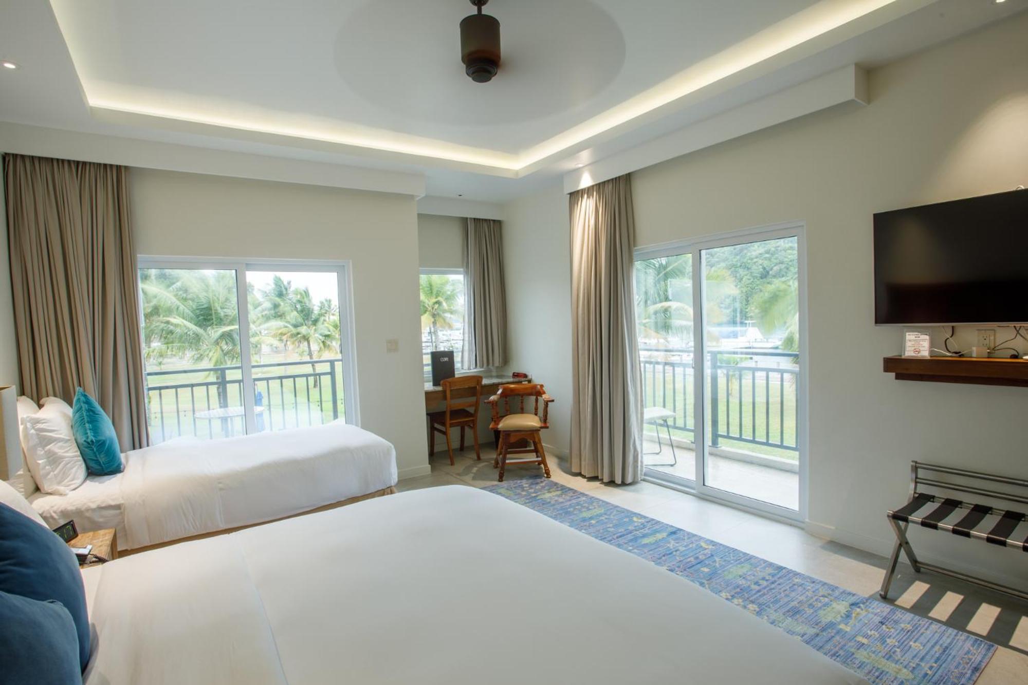 Cove Resort Palau Корор Екстер'єр фото