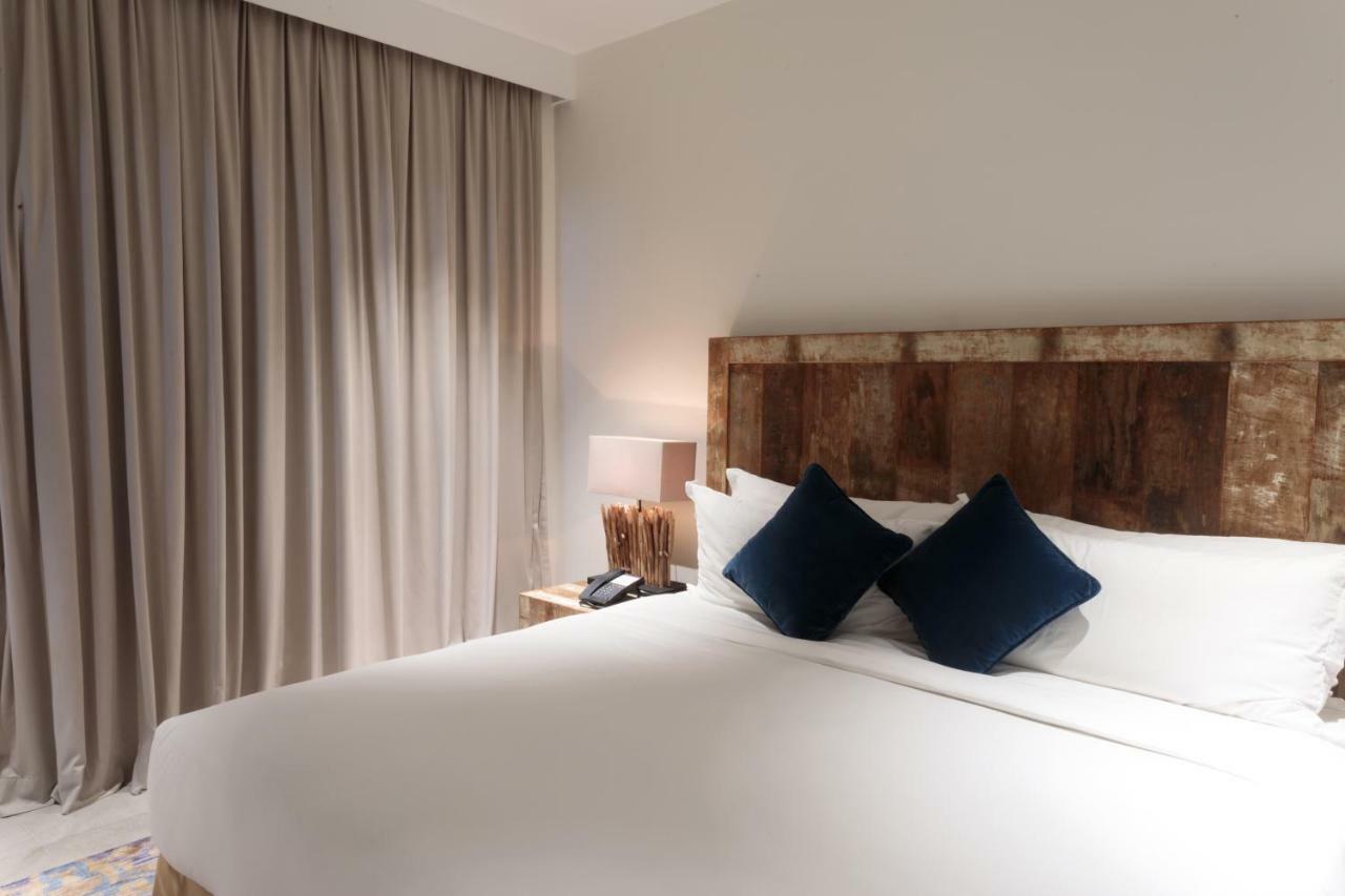 Cove Resort Palau Корор Екстер'єр фото