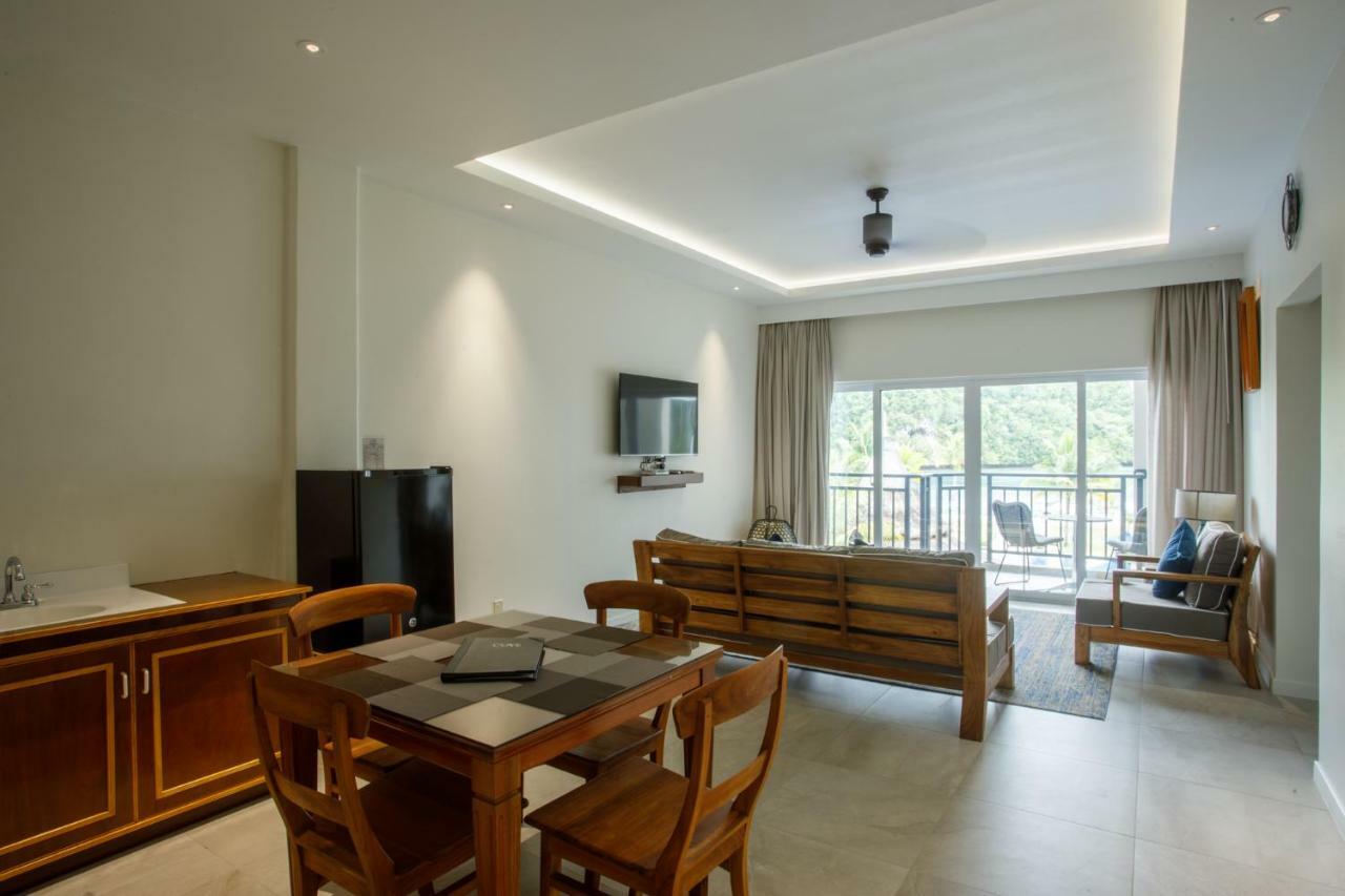 Cove Resort Palau Корор Екстер'єр фото